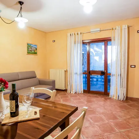 木屋 Beautiful Chalet With Swimming Pool In Lombardy 马罗内
